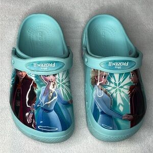 Limited Edition Disney Frozen II Croc Clogs Size J2